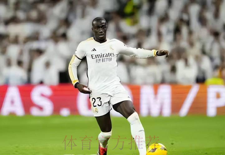 皇马与阿方索-戴维斯达协议只差签字 一月份敲定