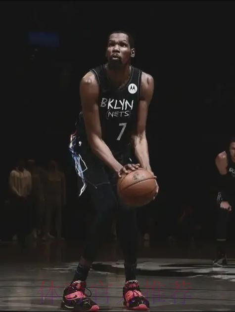 杜兰特单打兰德尔 干拔三分应声入网